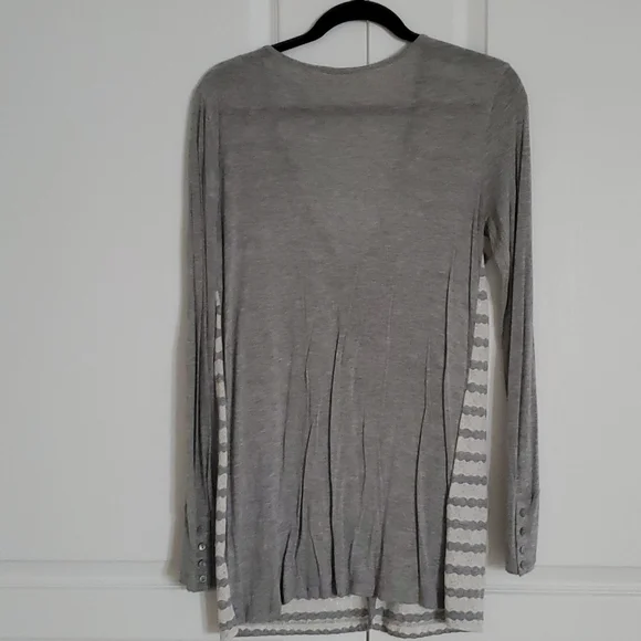 Striped Buttoned Top - Picture 7 of 7